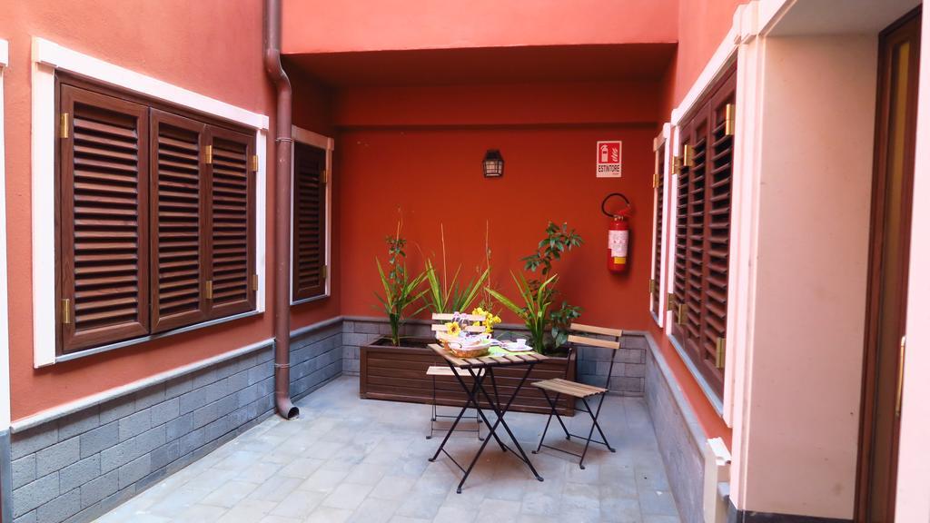 Appartamento Cortile dei Sogni Catania Camera foto